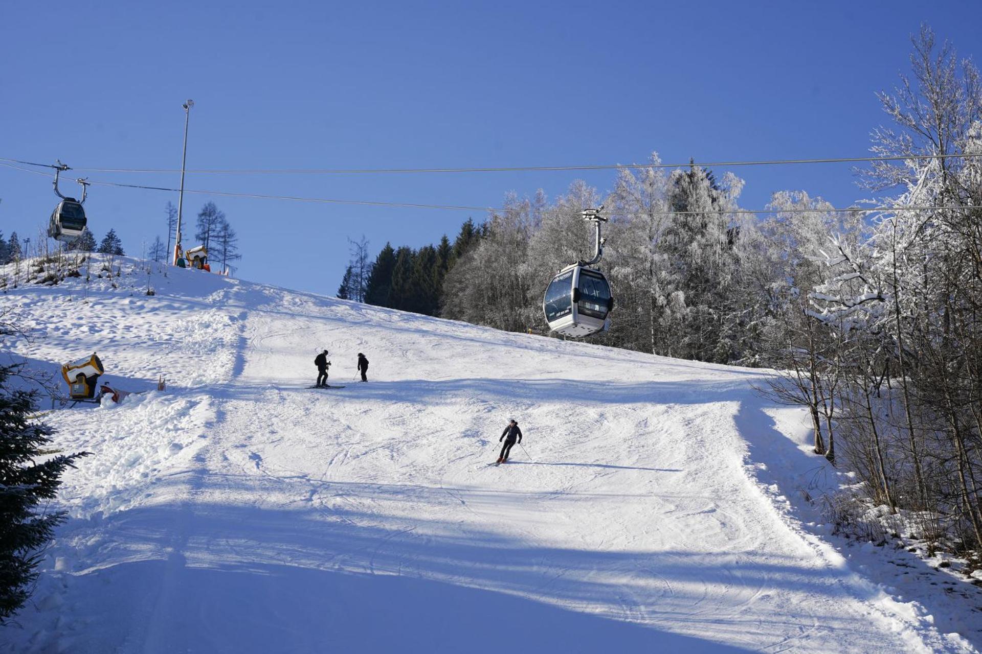 Schlafgut Kuessler - 70m Vom Express