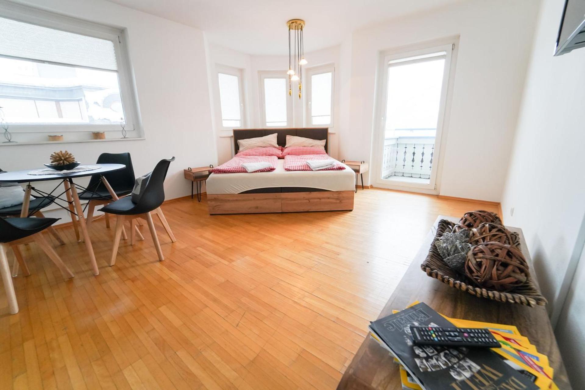 Apartment Schlafgut Kuessler - 70m Vom Express *